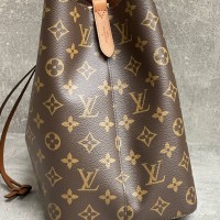 Сумка Louis Vuitton NeoNoe 