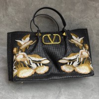Cумка-тоут Valentino Garavani