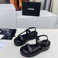 Сандалии Chanel на платформе