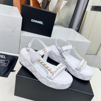 Сандалии Chanel на платформе