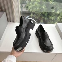 Лоферы дерби Balenciaga Strike 