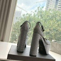 Туфли Balenciaga на танкетке