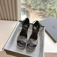 Туфли Balenciaga на танкетке