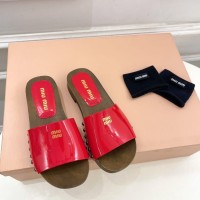 Шлепанцы Miu Miu лаковые