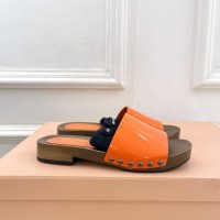 Шлепанцы Miu Miu лаковые