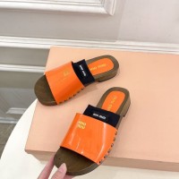 Шлепанцы Miu Miu лаковые