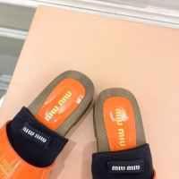 Шлепанцы Miu Miu лаковые