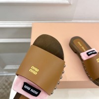 Шлепанцы Miu Miu лаковые