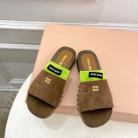 Шлепанцы Miu Miu лаковые