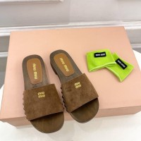 Шлепанцы Miu Miu лаковые