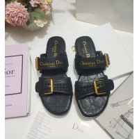 Шлепанцы Dior Médaillon Buckle Slide