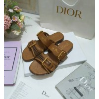 Шлепанцы Dior Médaillon Buckle Slide