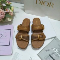 Шлепанцы Dior Médaillon Buckle Slide