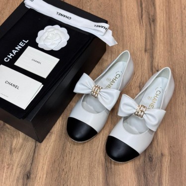 Балетки Chanel с кожаными бантами