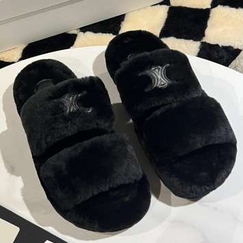 Шлепанцы Celine Triomphe in Shearling