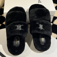 Шлепанцы Celine Triomphe in Shearling