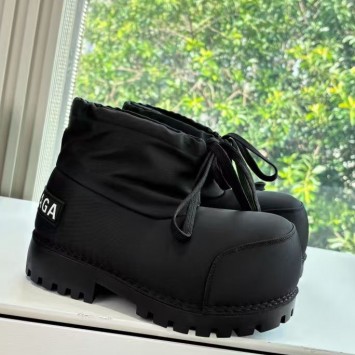 Ботинки Balenciaga Alaska Low Boot