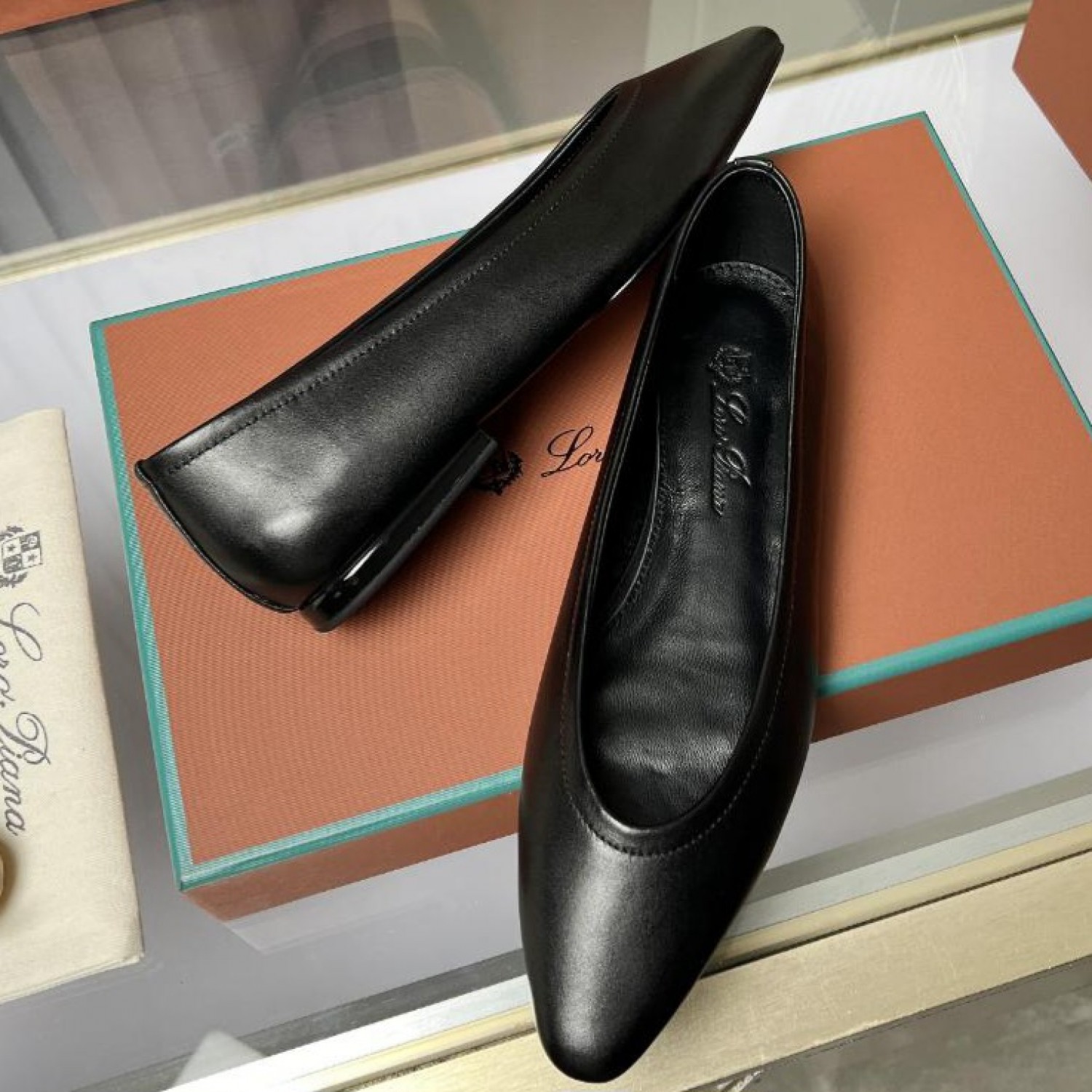 Балетки Loro Piana  Балетки Loro Piana
