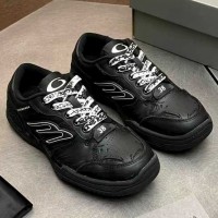 Кроссовки Balenciaga Hamptons Medium Worn-out