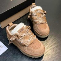 Кроссовки UGG Lowmel