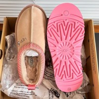 Зимние угги UGG Tazz II