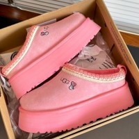 Зимние угги UGG Tazz II