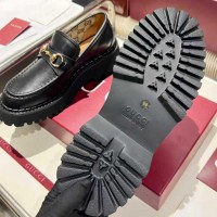 Лоферы Gucci Horsebit 