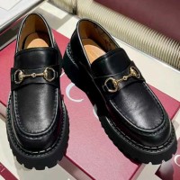 Лоферы Gucci Horsebit 