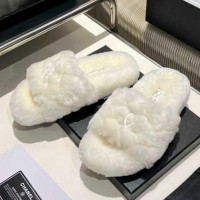 Шлепанцы Chanel 