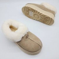 Зимние угги UGG Tazzette с пушистым воротником