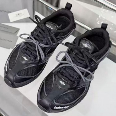 Кроссовки Balenciaga RADAR GRADIENT