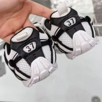 Кроссовки Balenciaga RADAR GRADIENT