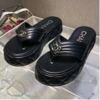 Шлепанцы Chanel 