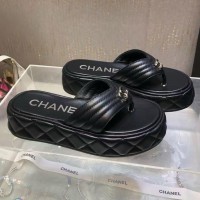 Шлепанцы Chanel 
