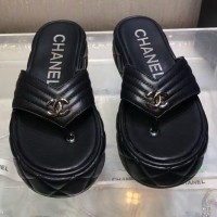 Шлепанцы Chanel 