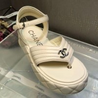 Сандалии Chanel 