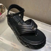 Сандалии Chanel 