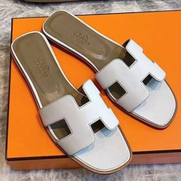 Шлепанцы Hermès 