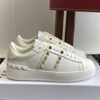Кроссовки Valentino Garavani Rockstud
