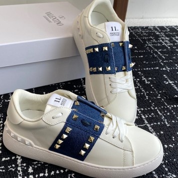 Кроссовки Valentino Garavani Rockstud