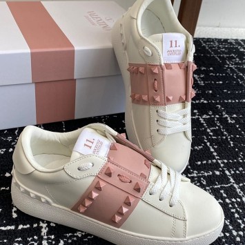 Кроссовки Valentino Garavani Rockstud