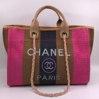 Сумка-шоппер из соломки Chanel в розовую полоску