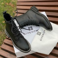 Ботинки Givenchy с кантом на подошве
