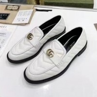 Лоферы Gucci с эмблемой Double G