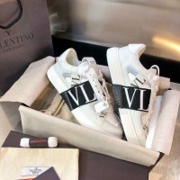Кроссовки Valentino Garavani VL7N со вставками и логотипом