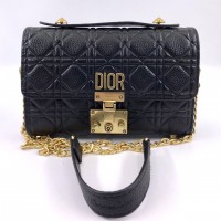 Сумка Dior с узором Cannage