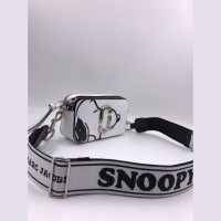 Сумка The Snapshot Marc Jacobs Snoopy с белым ремнем