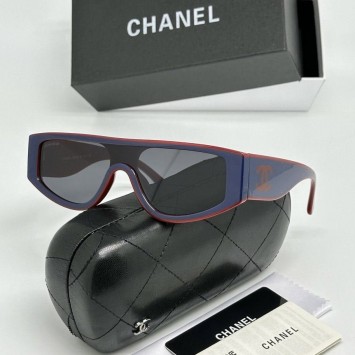 Солнцезащитные очки Chanel