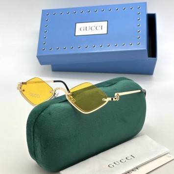 Солнцезащитные очки Gucci