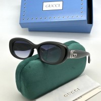 Солнцезащитные очки Gucci